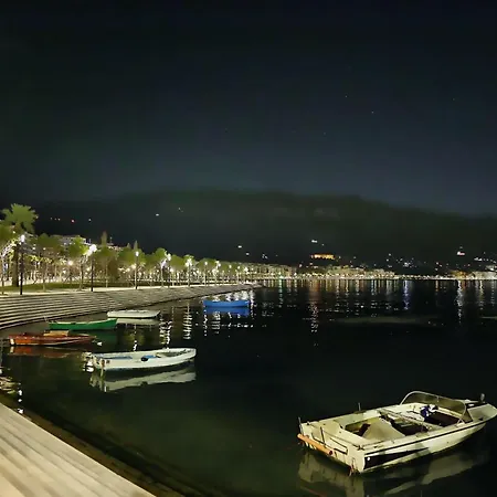 Lägenhet Apartament Lungomare Vlorë